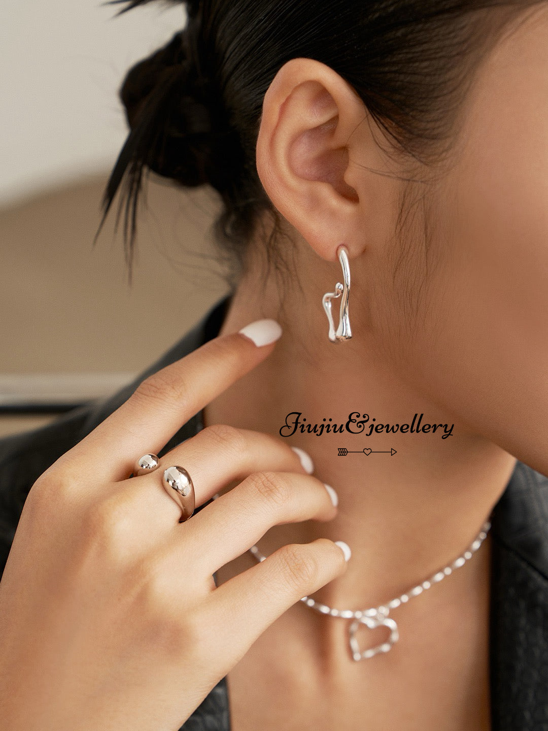 Round Arc Sterling Silver Ring