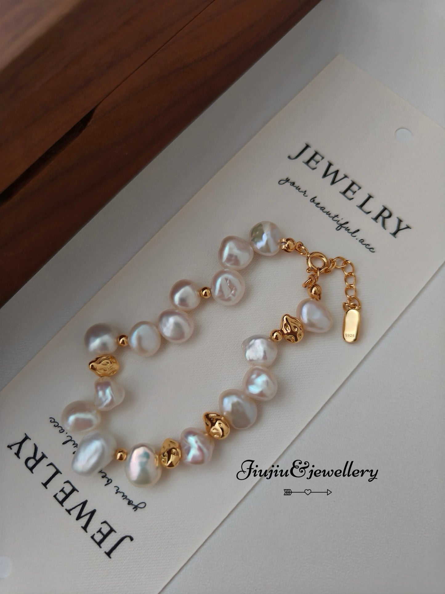 Shaped Freshwater Pearl Bracelet