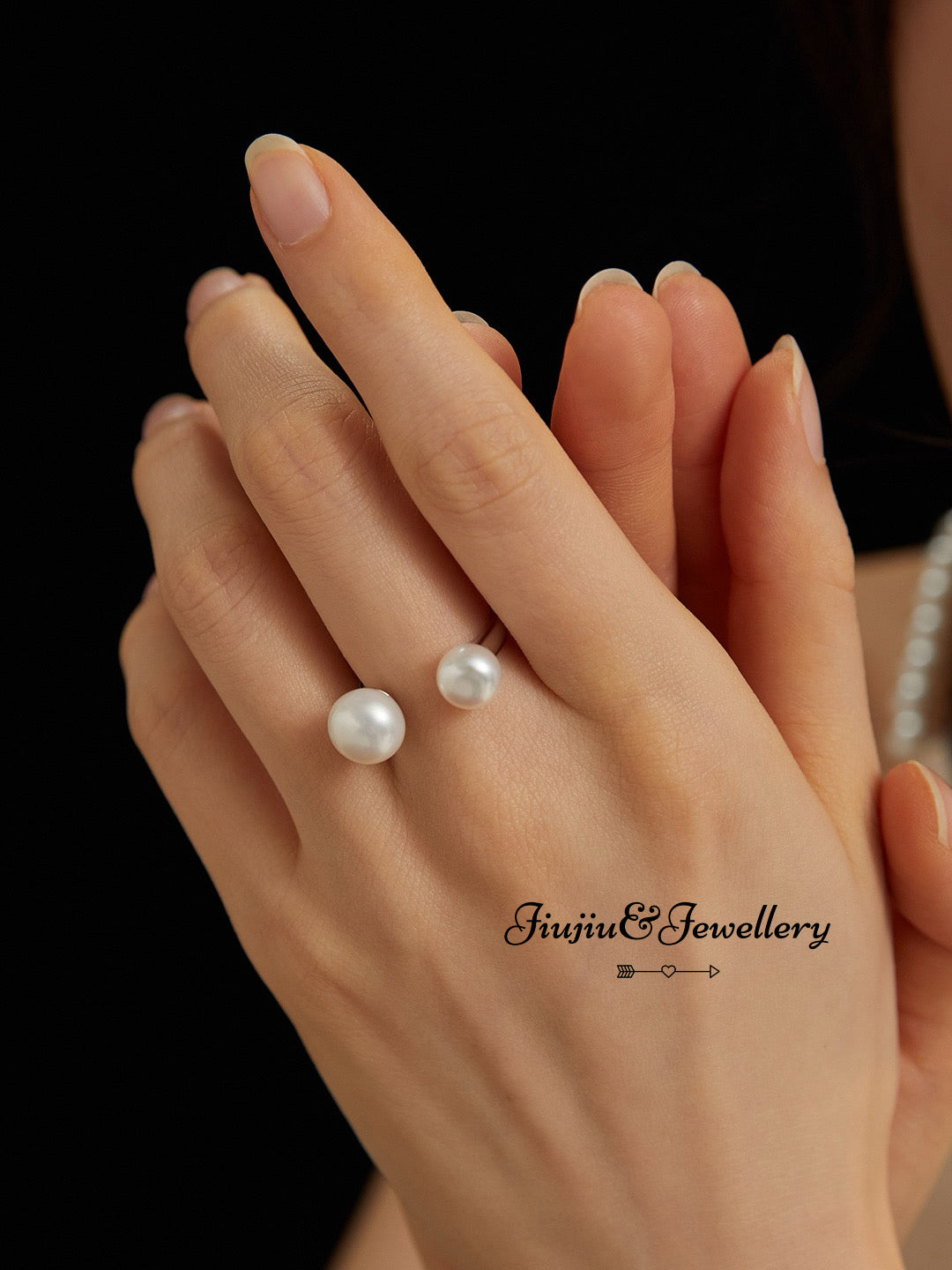 Simple Pearl Ring