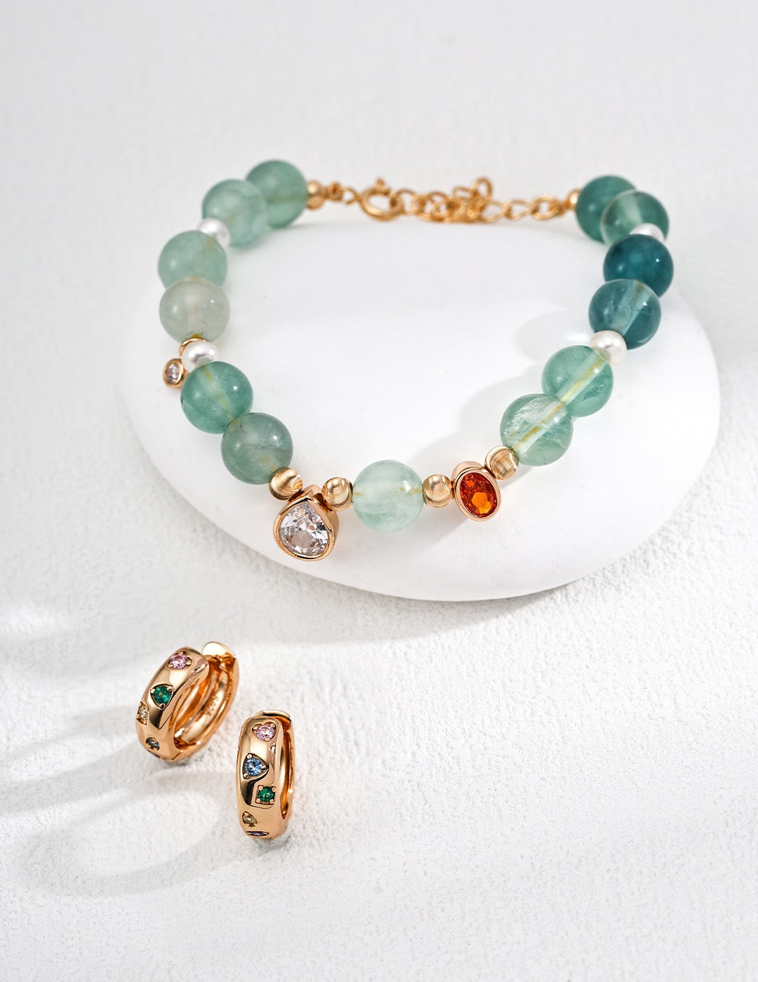 Sterling Silver Fashion Bracelet with Natural Pearls and Green Fluorite Zirconia