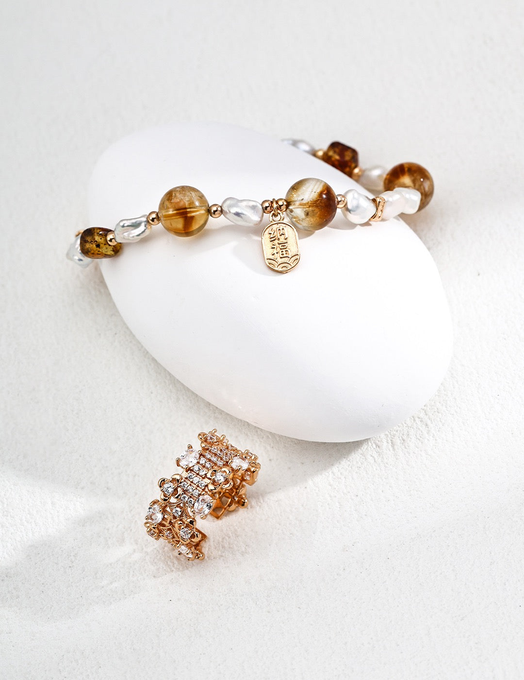 Yellow Flower Gel Crystal Wealth-Attracting Bracelet