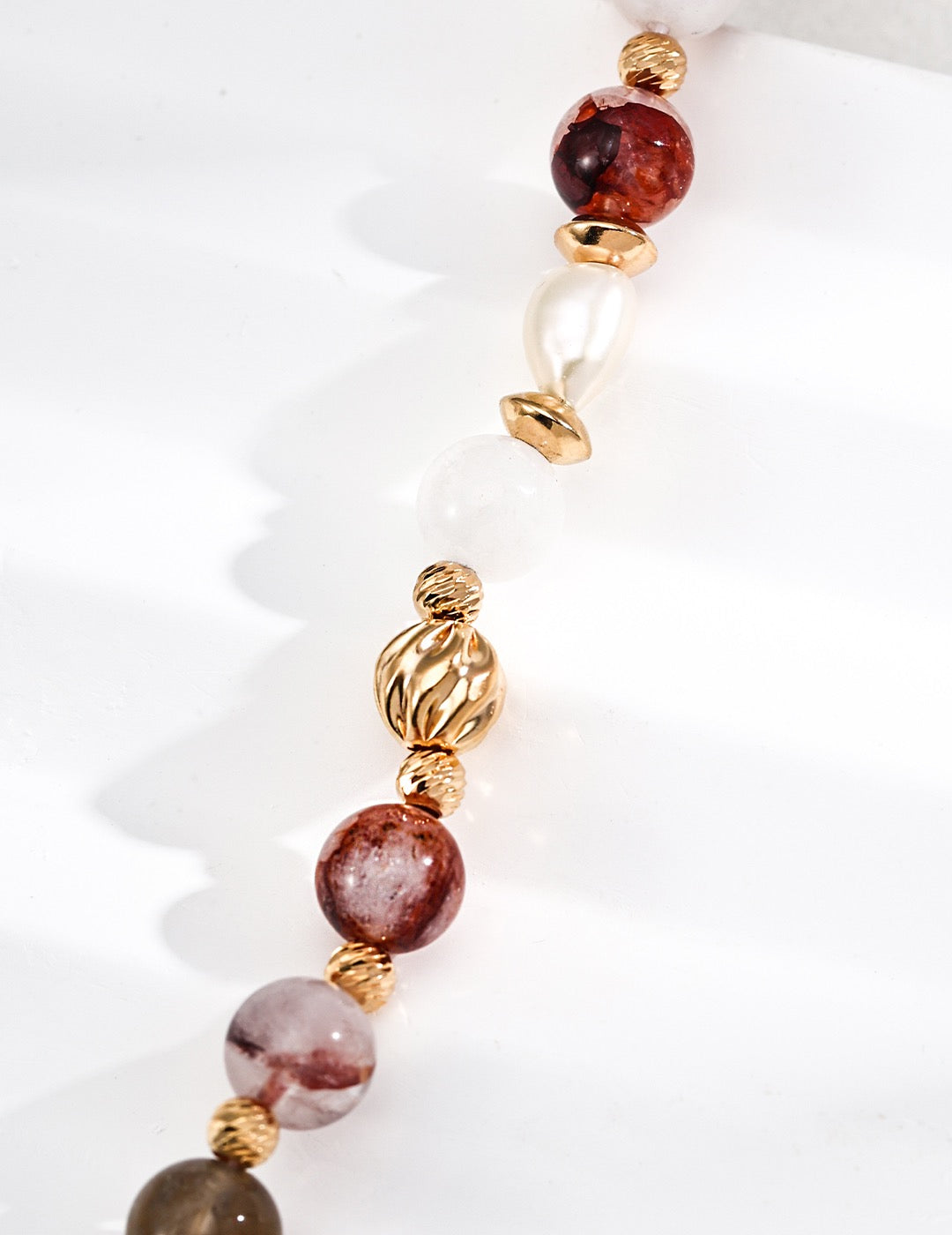 Vintage Natural Pearl Twisted Red Flower Gel Crystal Bead Bracelet