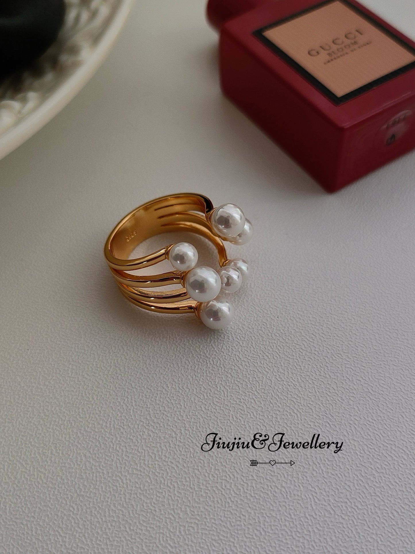 Shell Bead Pistil Pearl Ring
