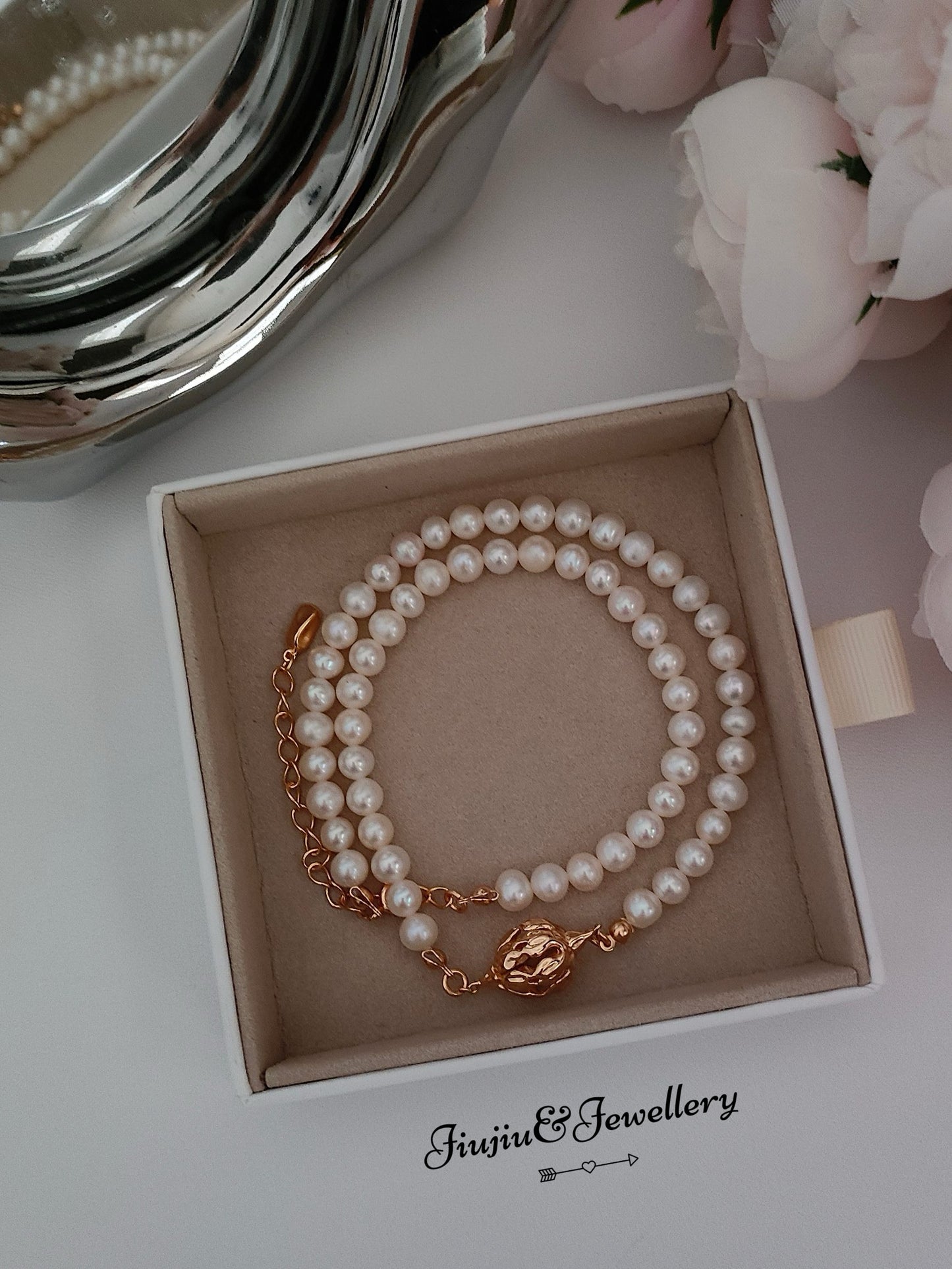 Golden Egg Pearl Necklace